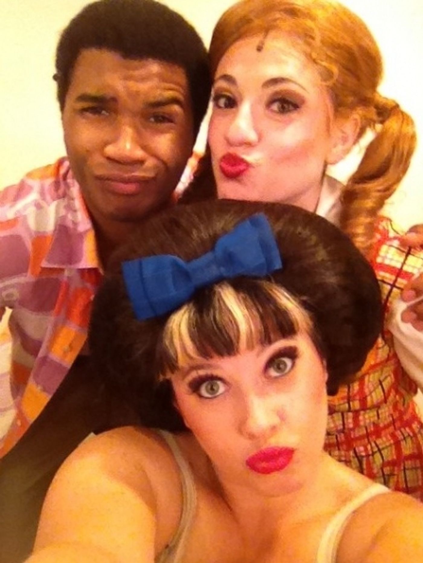 Photo Flash: Evening Saturday Intermission Pic Round-Up - Ricky Martin, NEWSIES and More!  Image