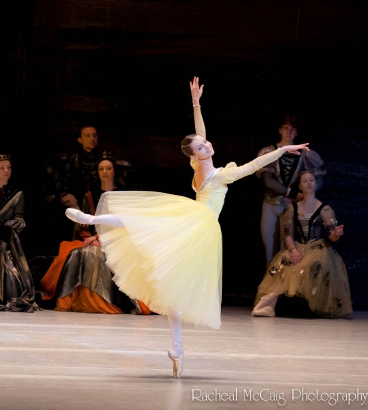 Photo Coverage: Bolshoi Ballet Triumphantly Returns to Toronto  Image