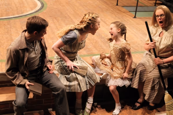 Eric Shorey, Christina Kidd, Heidi Kaplan as Amaryllis and Janet Aldrich as Maud Dunl Photo