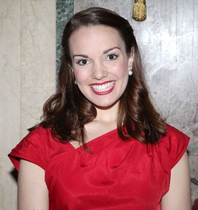 Kara Lindsay  Photo