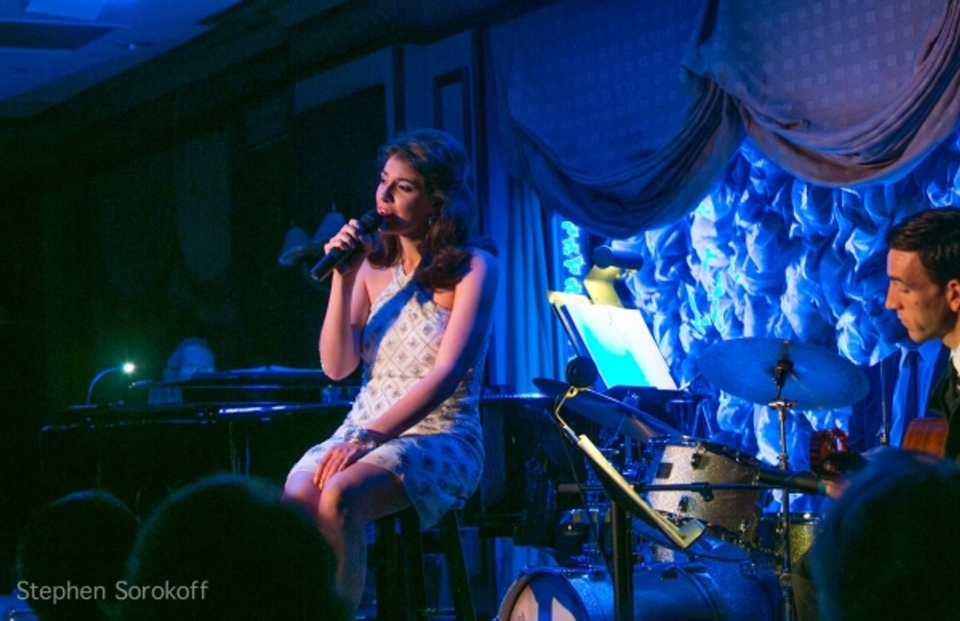 Photo Coverage: Jennifer Sheehan Brings 'I Know A Place' to Feinstein's at Loews Regency  Image