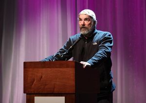 Mandy Patinkin Photo