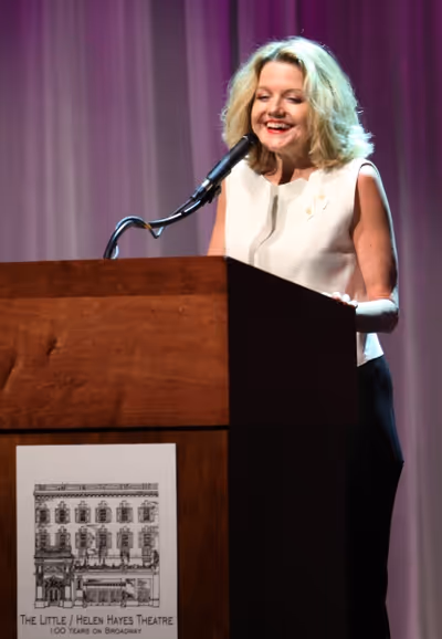Alison Fraser Photo
