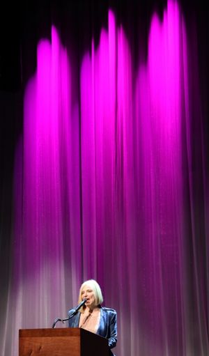 Roslyn Kind @ BroadwayWorld Roslyn Kind Photo