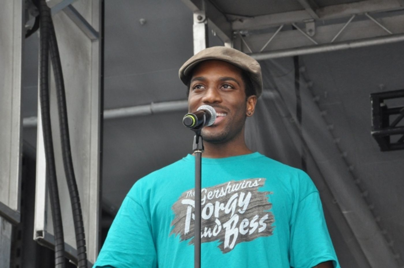 Photo Coverage: Casts of ANYTHING GOES, SISTER ACT, GHOST and More Perform for Fleet Week 2012!  Image