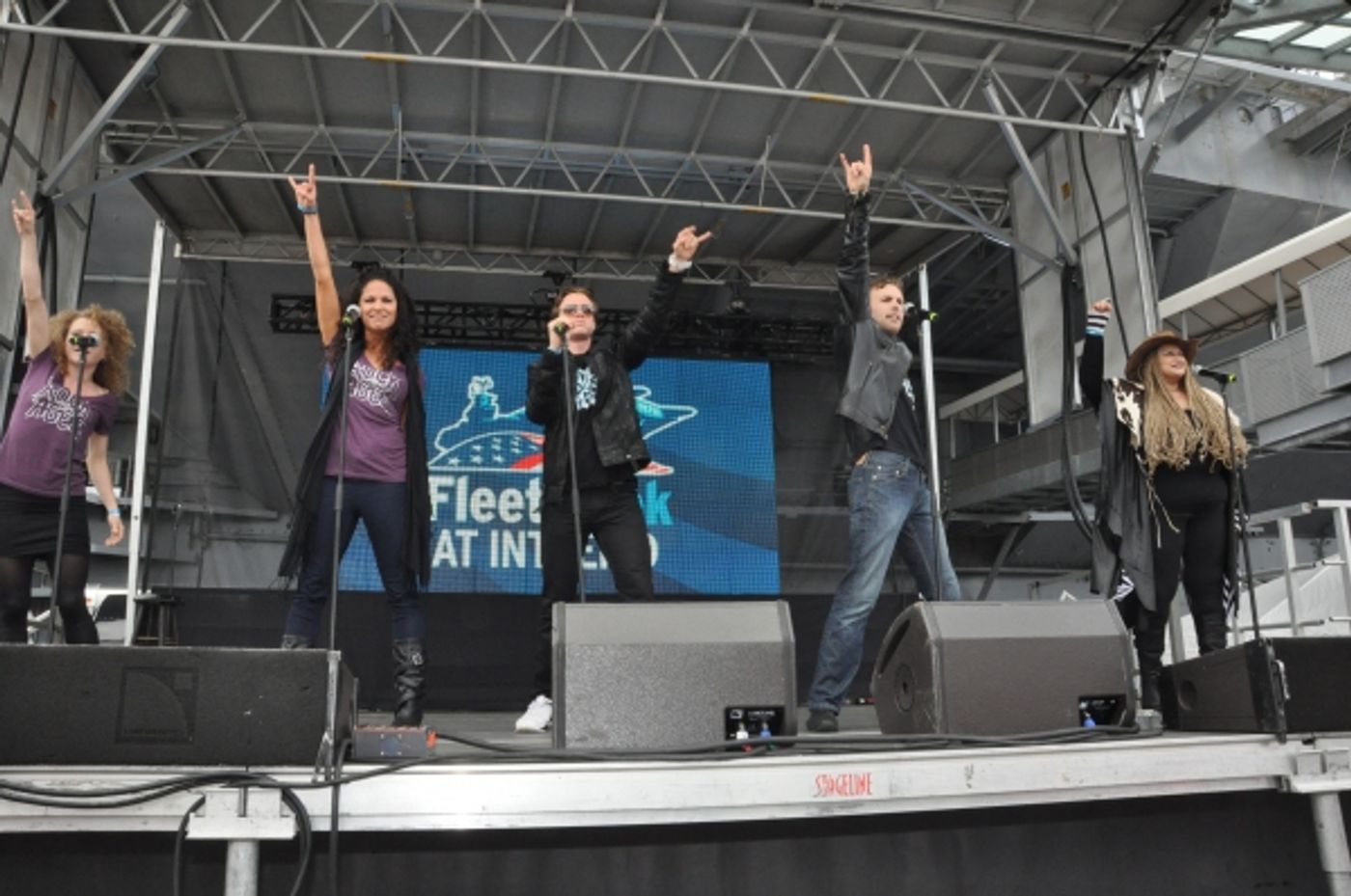 Photo Coverage: Casts of ANYTHING GOES, SISTER ACT, GHOST and More Perform for Fleet Week 2012!  Image