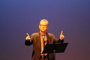 Dean Pitchford @ BroadwayWorld Dean Pitchford Photo