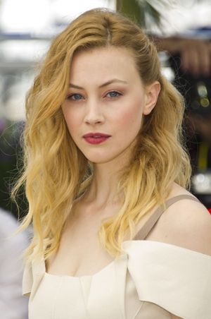 Sarah Gadon @ BroadwayWorld Sarah Gadon Photo