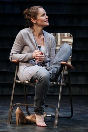 Amy Brenneman @ BroadwayWorld Amy Brenneman Photo