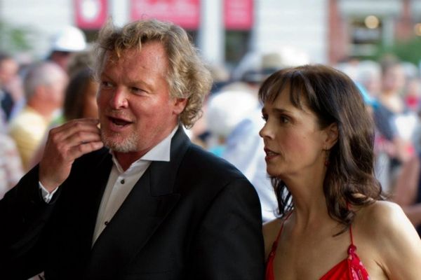 Geraint Wyn Davis and Cynthia Dale Photo