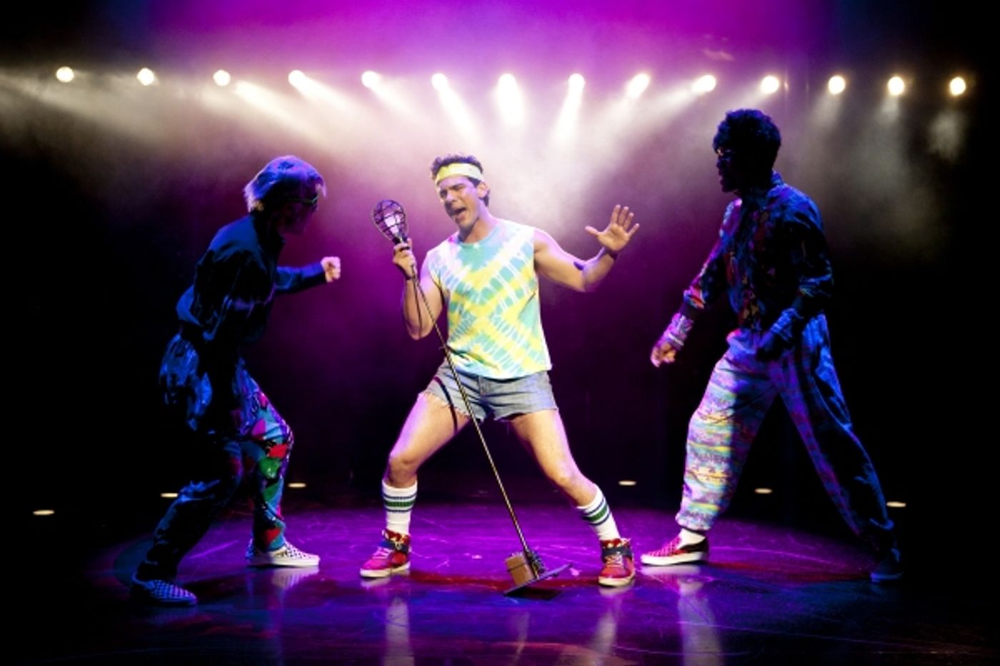 Photo Flash: First Look at Signature Theatre's XANADU!  Image