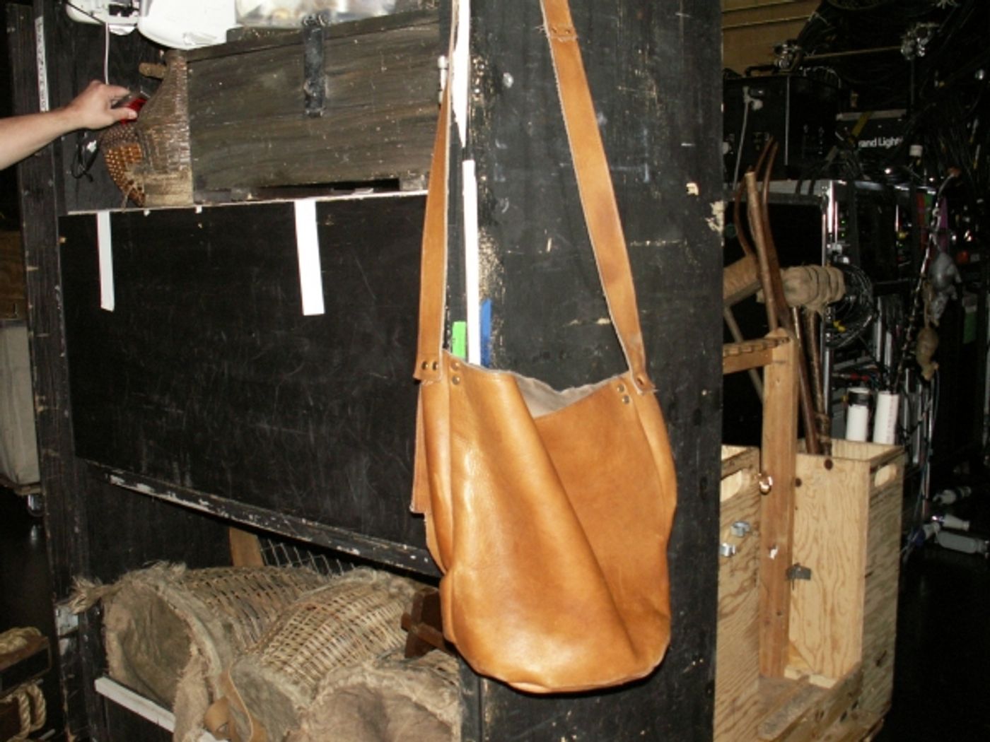 Photo Coverage: Behind the Scenes of the LES MISERABLES Tour  Image