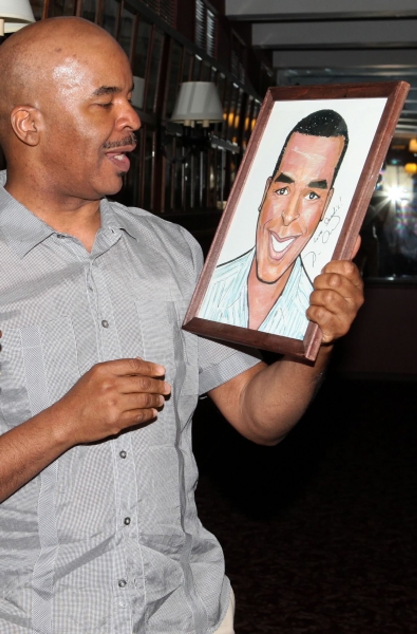 Photo Coverage: Norm Lewis Officially Joins Sardi's Wall of Fame  Image