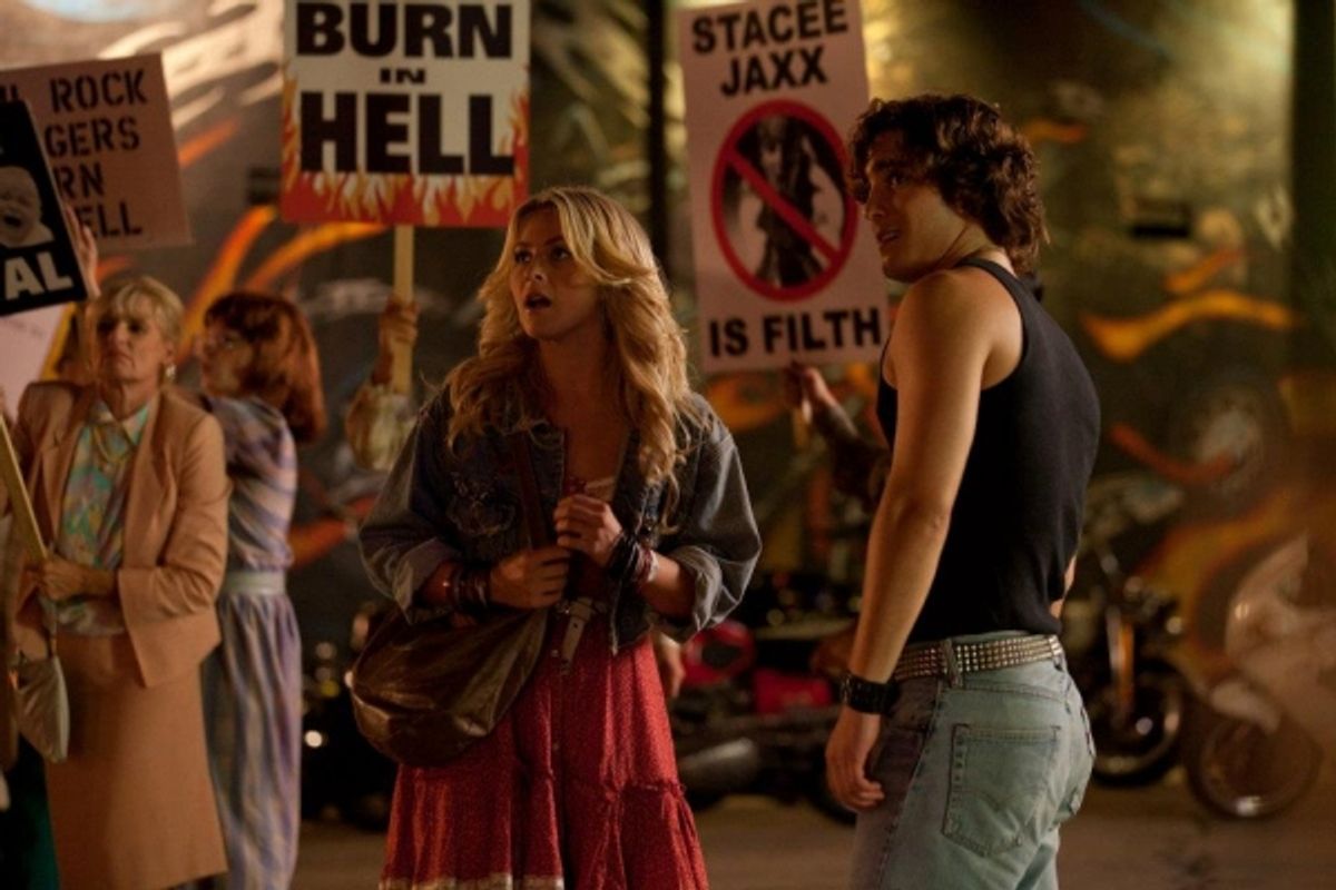 Julianne Hough, Diego Boneta