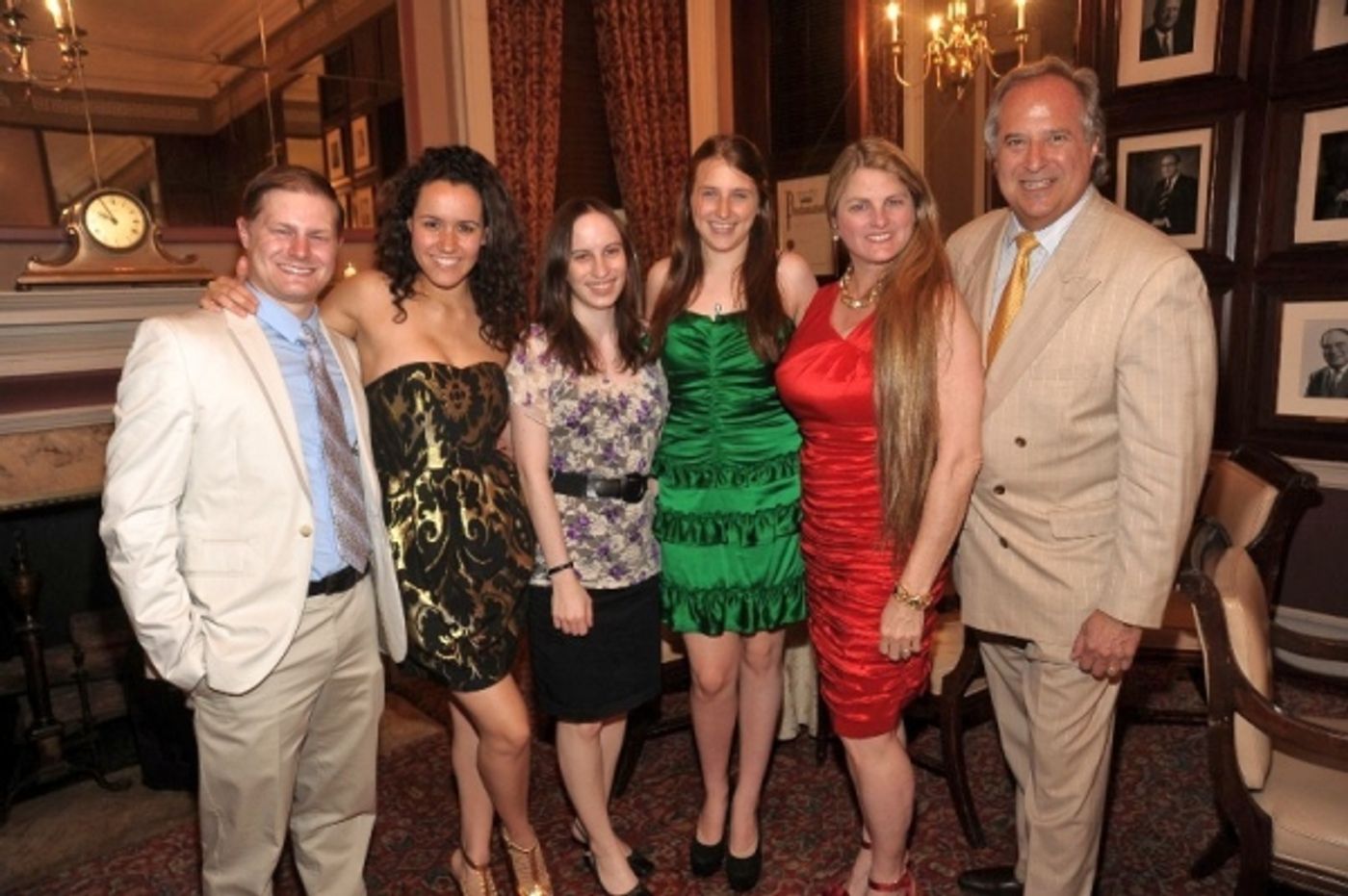 Photo Flash: ARTrageous Kicks Off at Harmony Club  Image