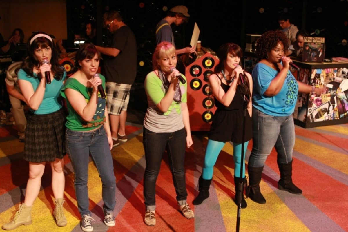 Taylor Pietz, Terrie Carolan, Sarah Porter, Chrissy Young, Talichia Noah at 