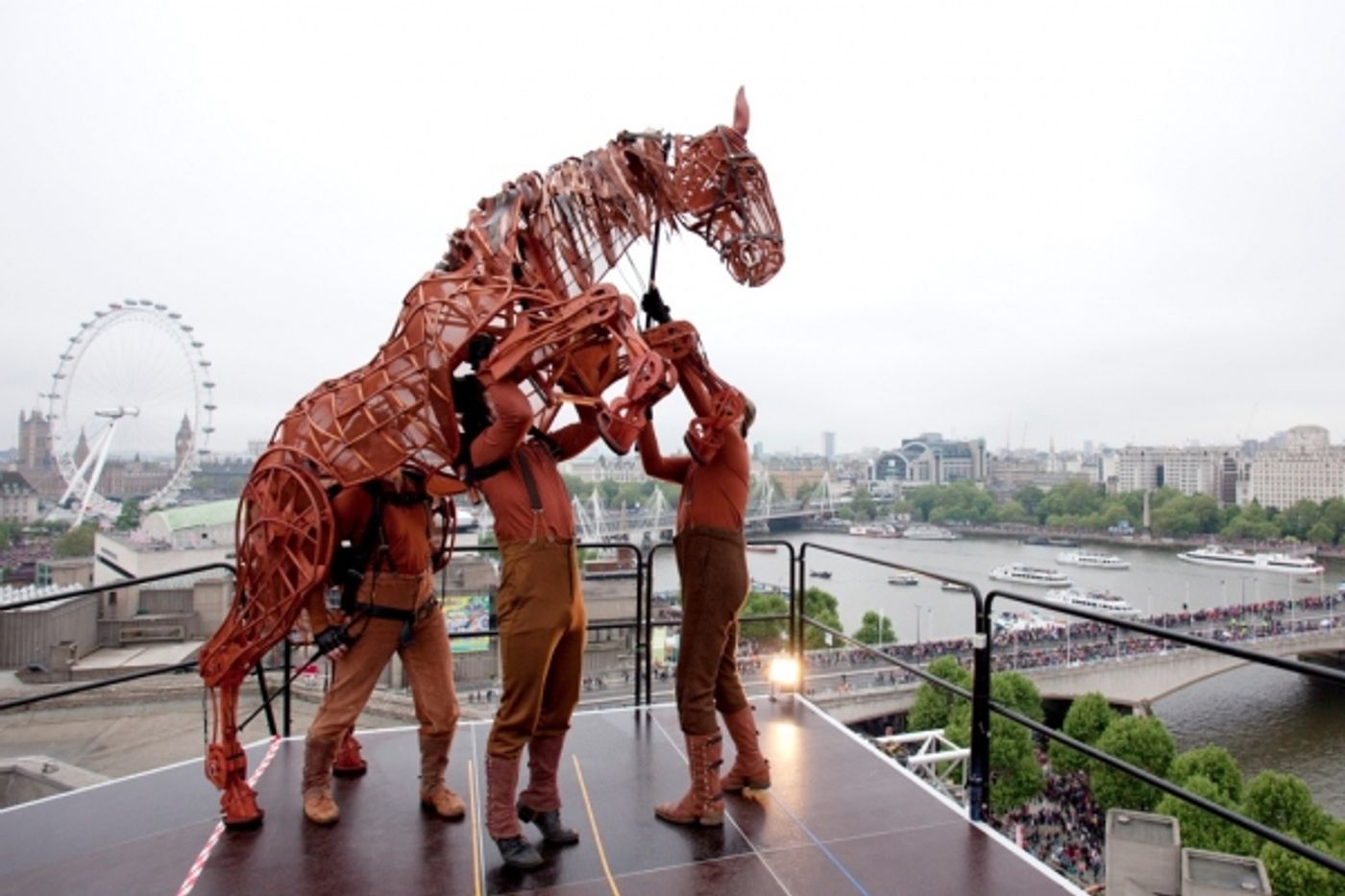 Photo Flash: WAR HORSE Celebrates the Queen's Jubilee Photo Flash: WAR HORSE Celebrates the Queen's Jubilee Image