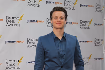 Jonathan Groff Photo