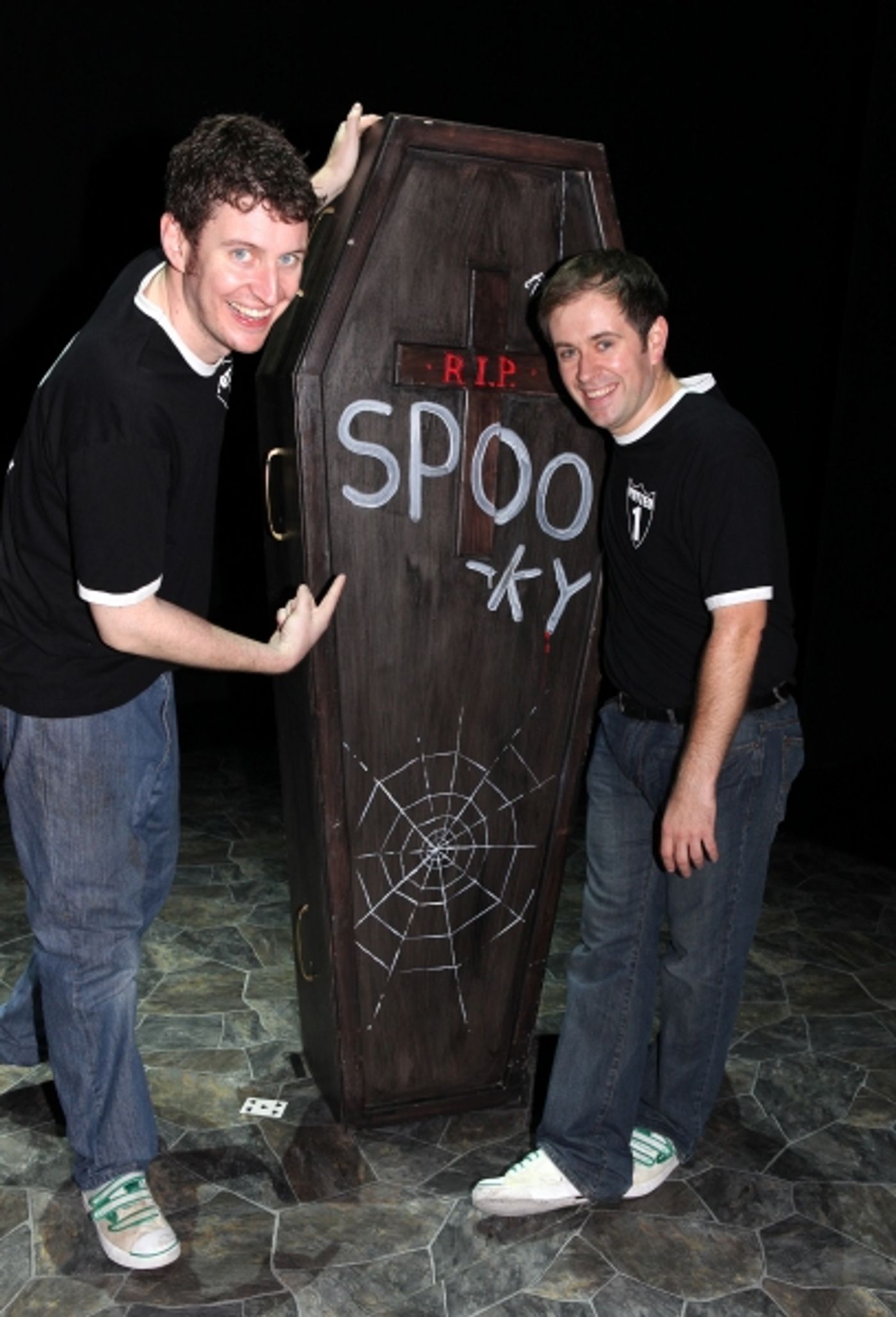 Photo Coverage EXCLUSIVE : Harry Potter Parody POTTED POTTER Opens at the Little Shubert!  Image