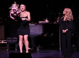Kristin Chenoweth with Chelsea Packard @ BroadwayWorld Kristin Chenoweth with Chelsea Packard Photo