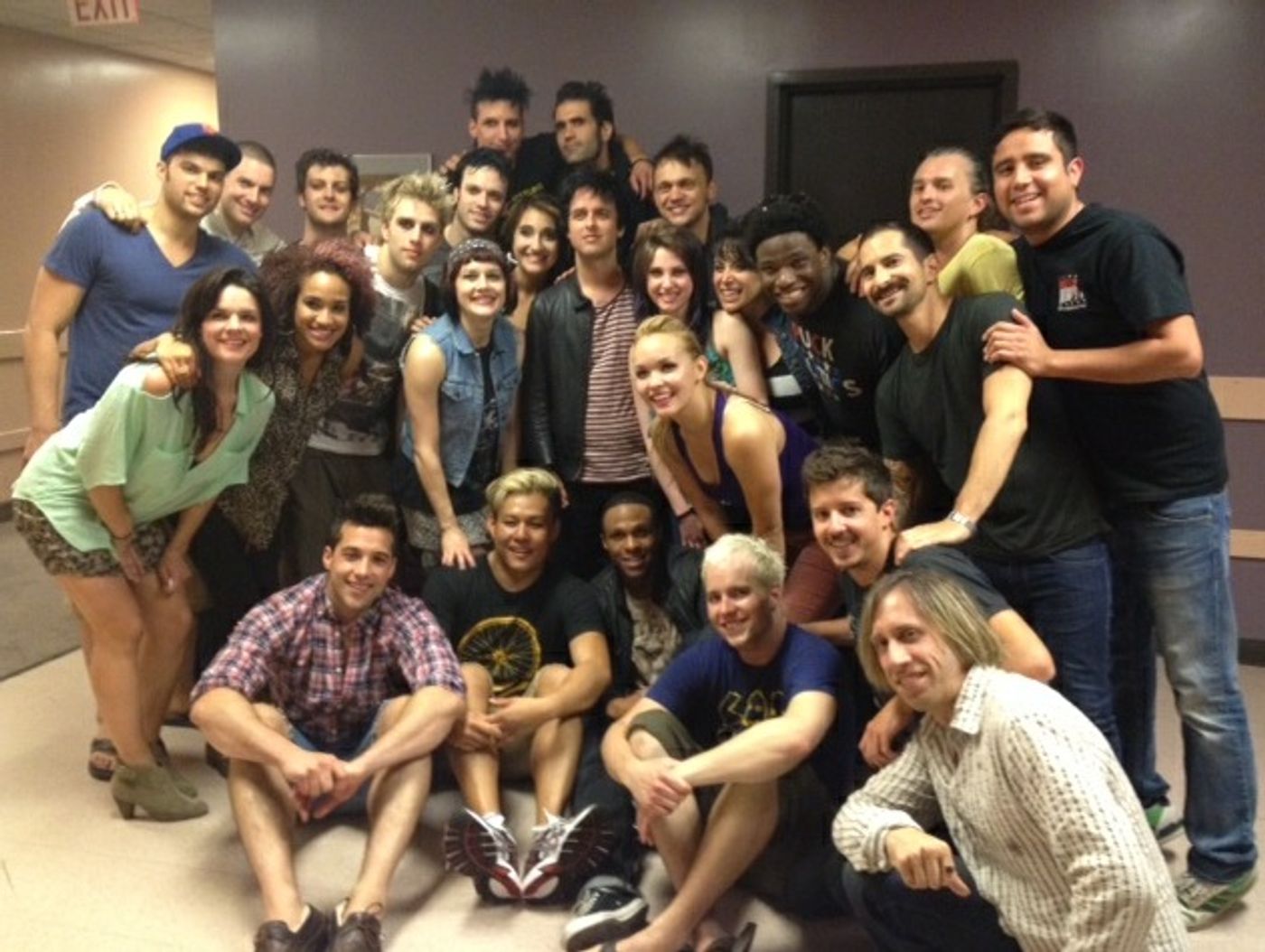 Photo Flash: Billie Joe Armstrong Visits AMERICAN IDIOT's Touring Cast  Image