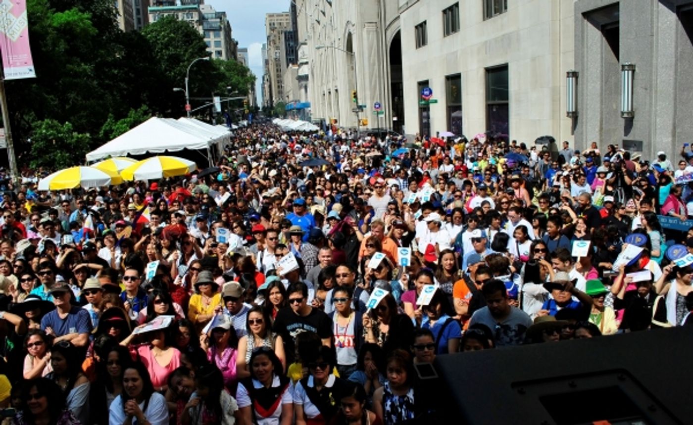 Photo Coverage: De Tagle, Go, Broadway Barkada et al. at 114th Philippine Independence Celebration  Image