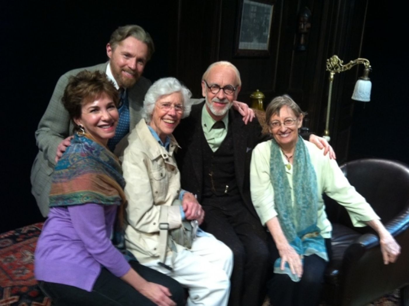 Photo Flash: Frances Sternhagen and Patricia Conolly Visit FREUD'S LAST SESSION  Image