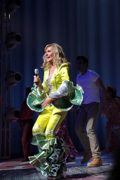 Judy McLane Photo