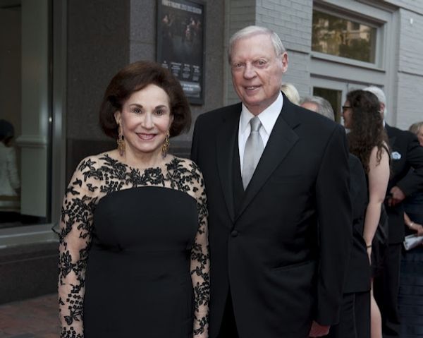 Alma and Joseph Gildenhorn  Photo