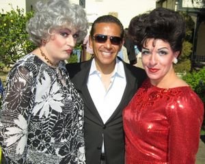 Judy Garland (Peter Mac) & Bea Arthur (John Schaefer) with Los Angeles Mayor Antonio Villaraigosa @ BroadwayWorld Judy Garland (Peter Mac) & Bea Arthur (John Schaefer) with Los Angeles Mayor Antonio Photo