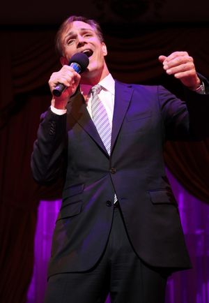 Howard McGillin @ BroadwayWorld Howard McGillin Photo