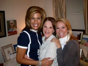 Hoda Kotb, Linda Lavin and Kathie Lee Gifford @ BroadwayWorld Hoda Kotb, Linda Lavin and Kathie Lee Gifford Photo