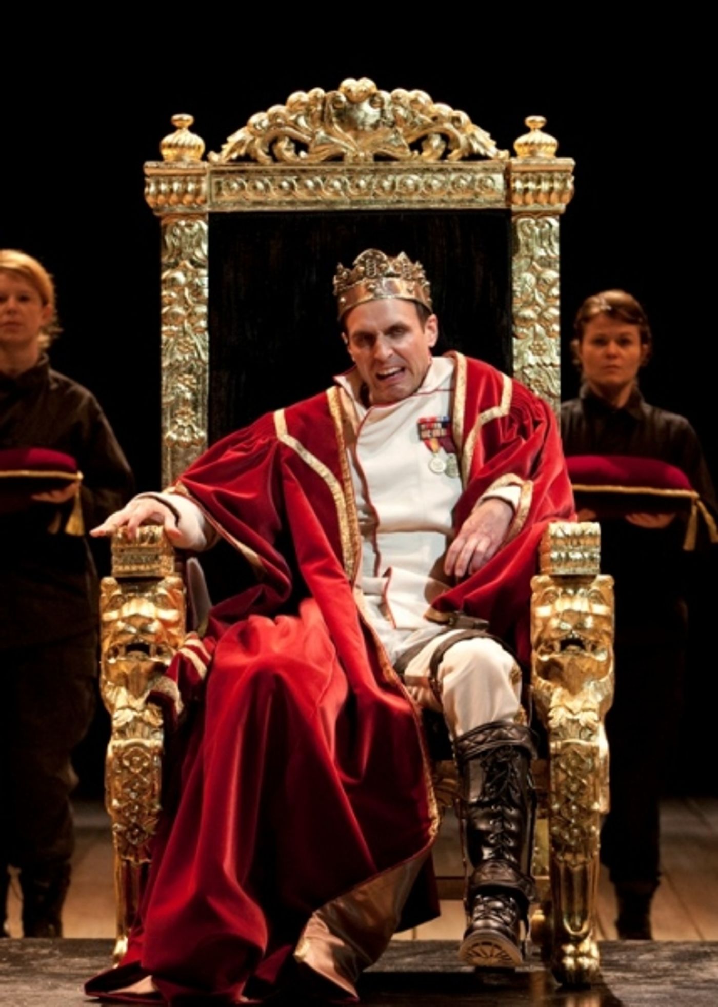 Photo Flash: The Old Globe Presents Jay Whittaker as Shakespeare's RICHARD III  Image