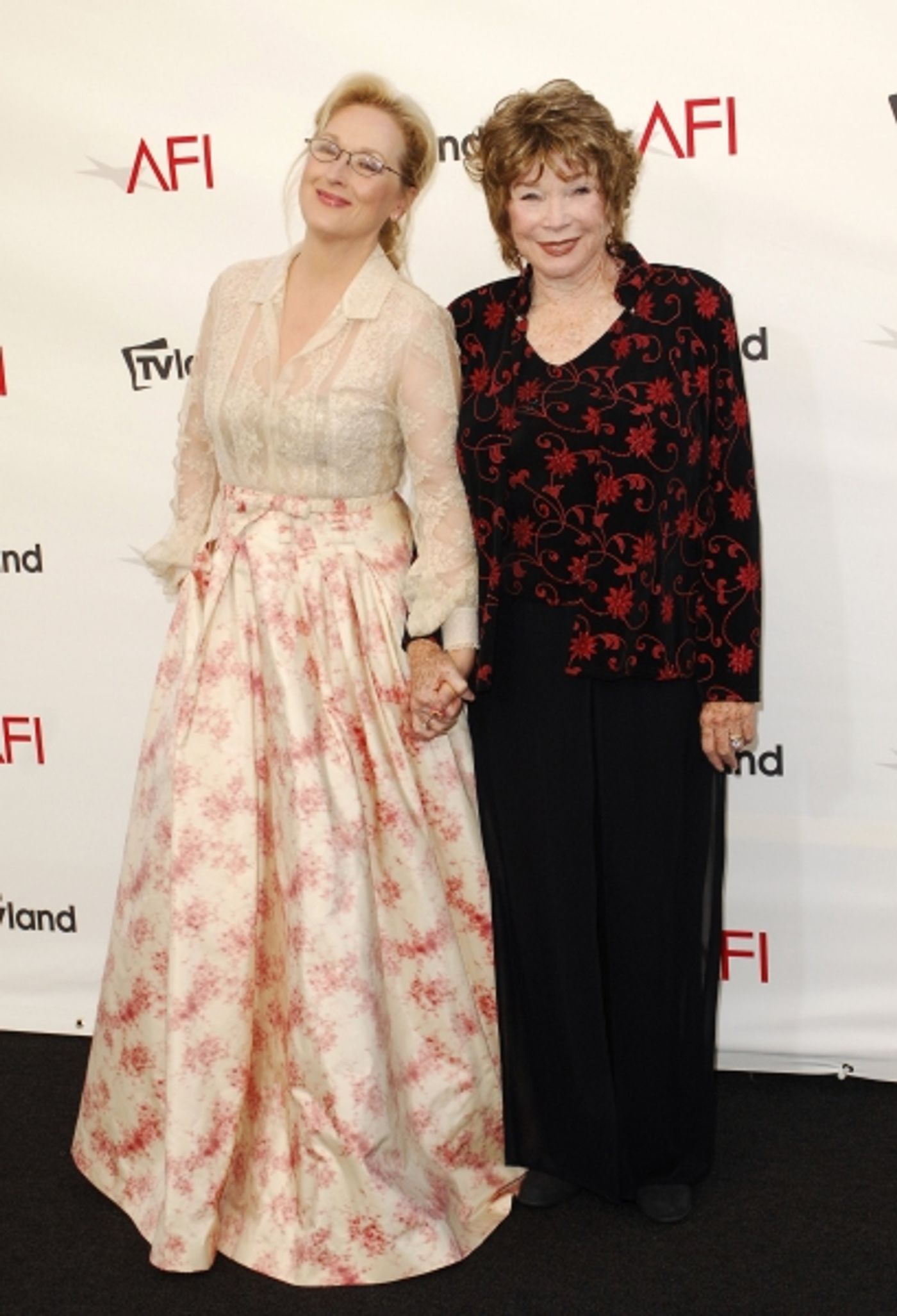 Photo Flash: Shirley MacLaine, Meryl Streep & More at The AFI Life Achievement Awards Honouring Shirley MacLaine  Image