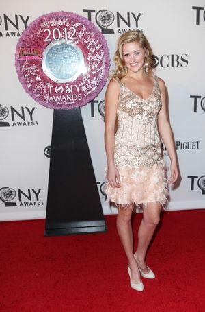 Taylor Louderman  Photo