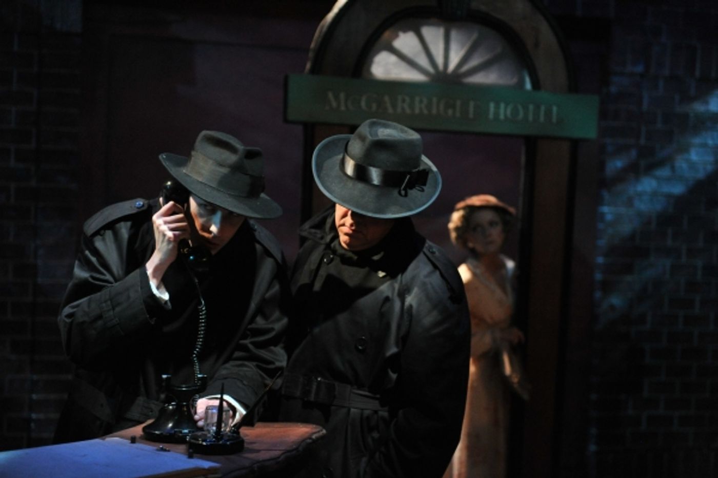 Photo Flash: Toby Miller, Jim Shine, David Thornton & Laura Cable in Sierra Rep's THE 39 STEPS  Image