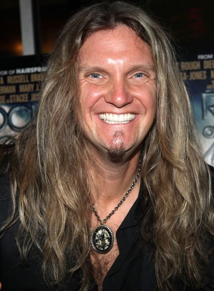 Photo Coverage: Broadway Celebrates ROCK OF AGES Film in Times Square — photo 13 of 25
