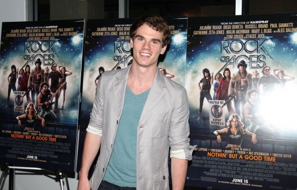 Photo Coverage: Broadway Celebrates ROCK OF AGES Film in Times Square — photo 17 of 25