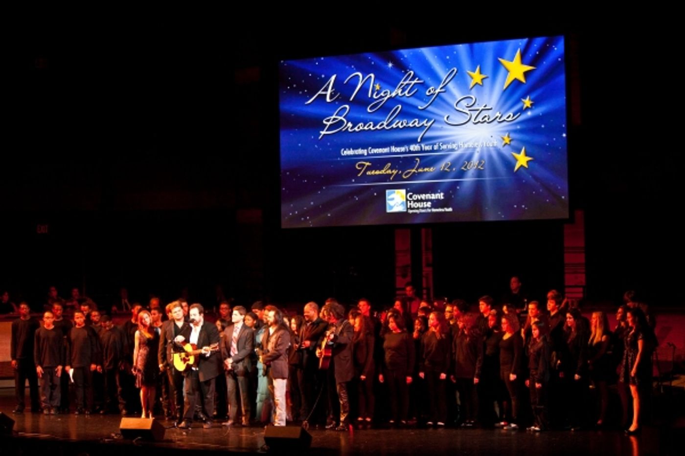 Photo Coverage: Jeremy Jordan, Laura Bush & More Honor Jon Bon Jovi; Support Homeless Youth  Image