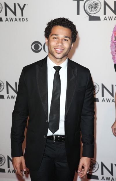 Corbin Bleu Photo