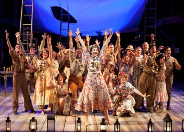 Dana Green and cast Photo