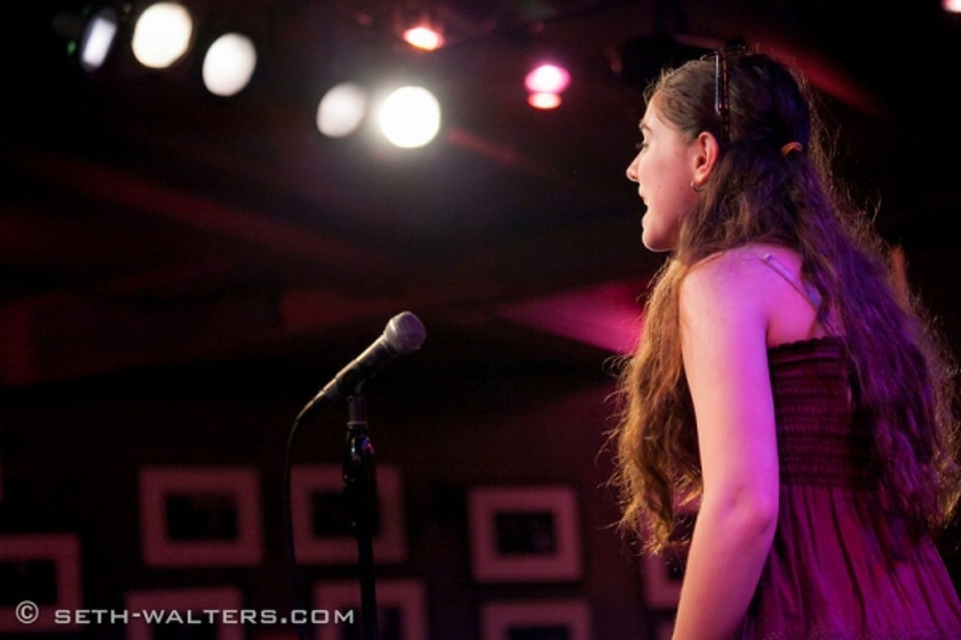 Photo Flash: Jenn Colella, Christiane Noll, et al. Visit CAST PARTY!  Image