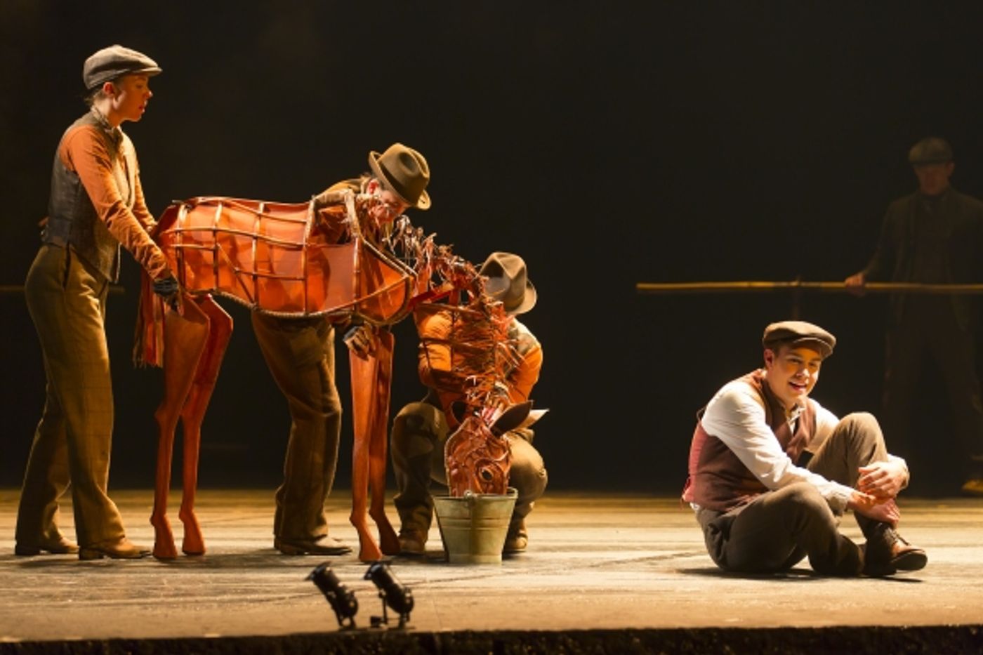 Photo Flash: WAR HORSE Launches National Tour in LA!  Image