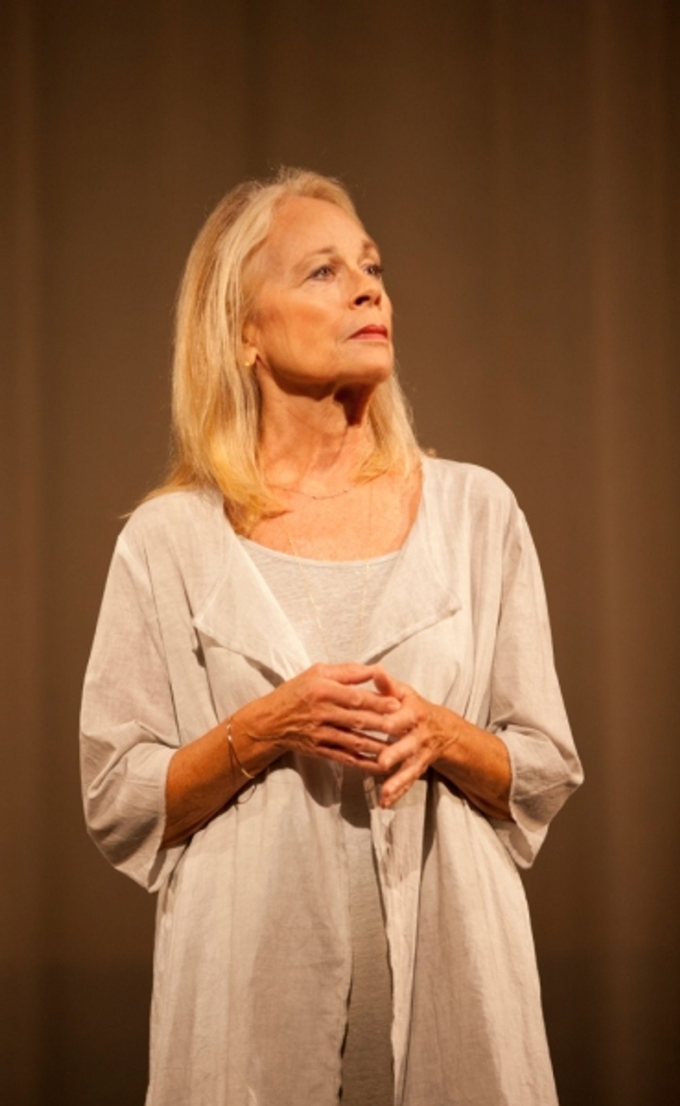 Photo Flash: Maureen Anderman in THE YEAR OF MAGICAL THINKING at Westport Country Playhouse Photo Flash: Maureen Anderman in THE YEAR OF MAGICAL THINKING at Westport Country Playhouse Image