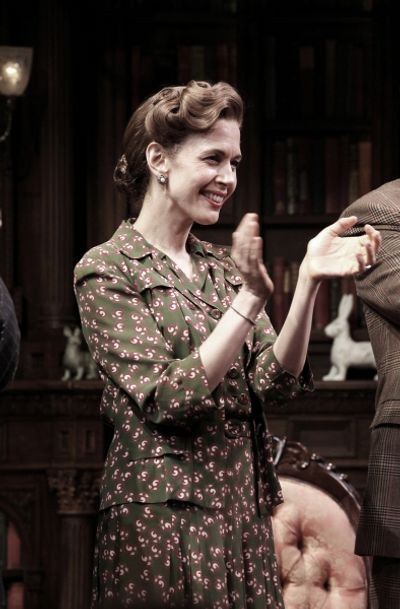 Jessica Hecht  Photo