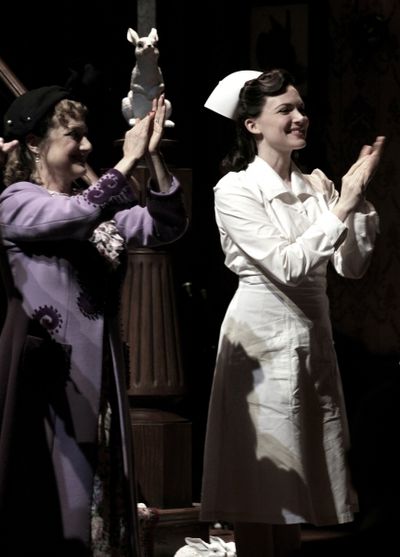 Carol Kane & Holley Fain  Photo