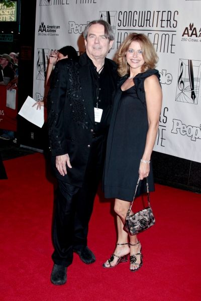 Photo Flash: Bette Midler, Constantine Maroulis, Cheyenne Jackson et al. at Songwriters Hall of Fame 2012 Gala — photo 6 of 32