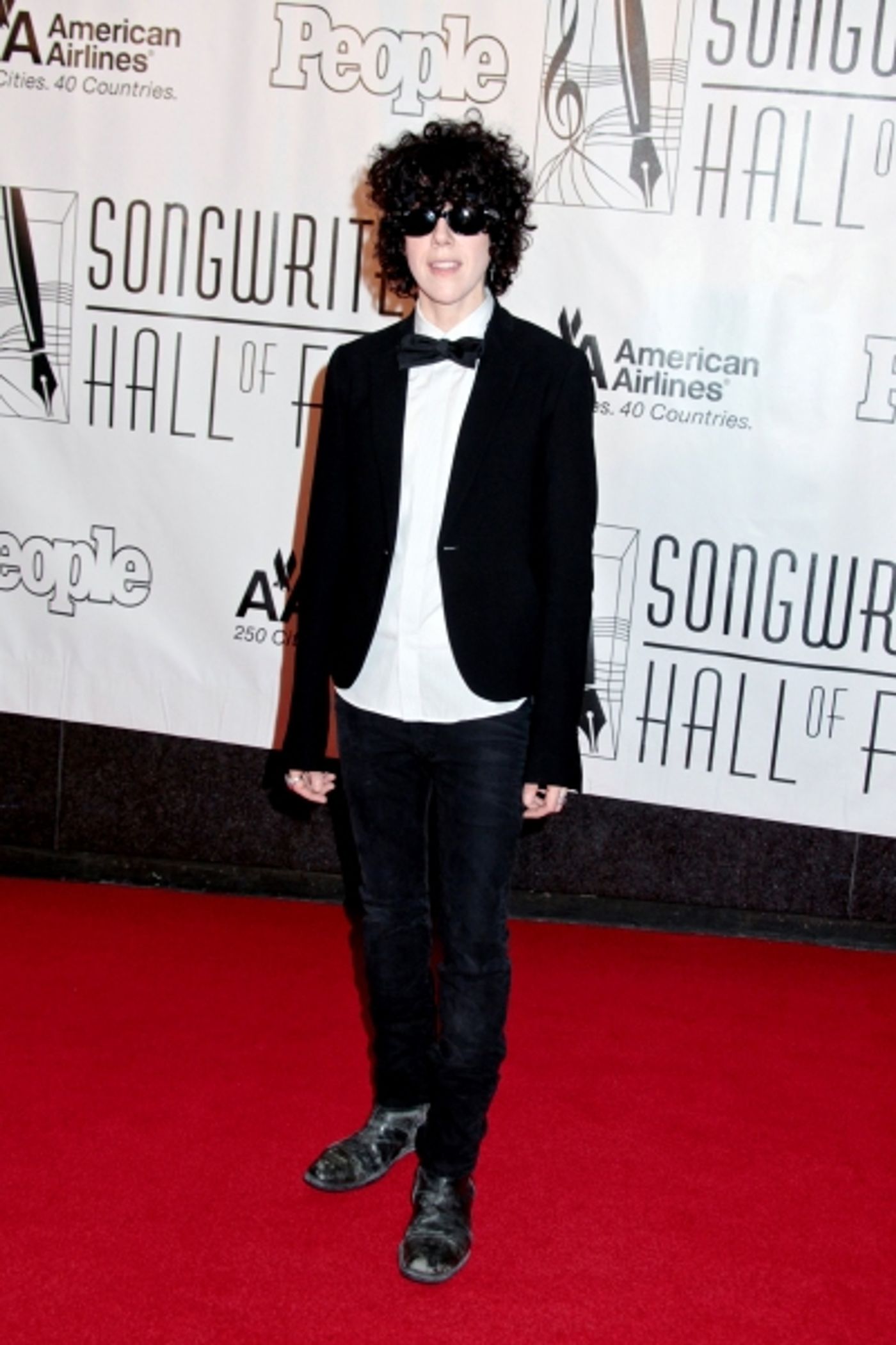 Photo Flash: Bette Midler, Constantine Maroulis, Cheyenne Jackson et al. at Songwriters Hall of Fame 2012 Gala Photo Flash: Bette Midler, Constantine Maroulis, Cheyenne Jackson et al. at Songwriters Hall of Fame 2012 Gala Image