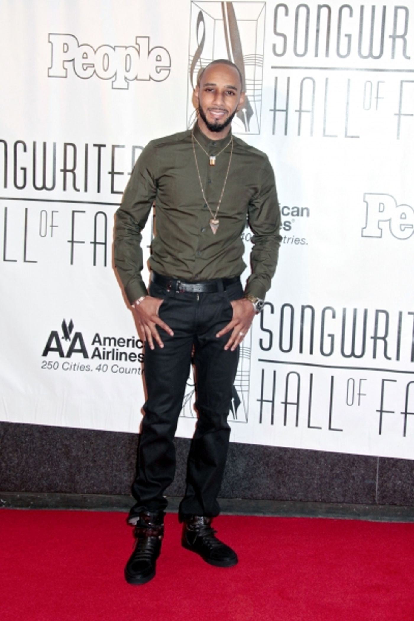 Photo Flash: Bette Midler, Constantine Maroulis, Cheyenne Jackson et al. at Songwriters Hall of Fame 2012 Gala  Image