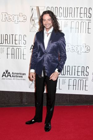 Constantine Maroulis Photo